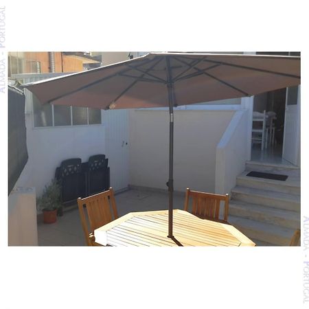 Apartamento Casa Gil Anes Almada Exterior foto